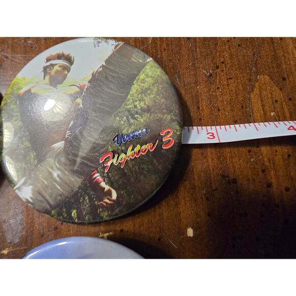 Set of 7 Virtua Fighter 3 pinbacks EUC 2.5" - Picture 2 of 4